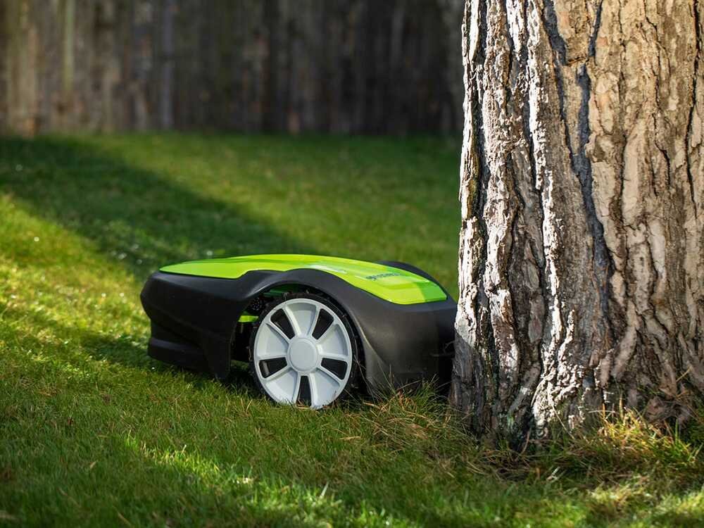 Greenworks OPTIMOW S - Robot cortacésped - Con cable perimetral - Imagen 3