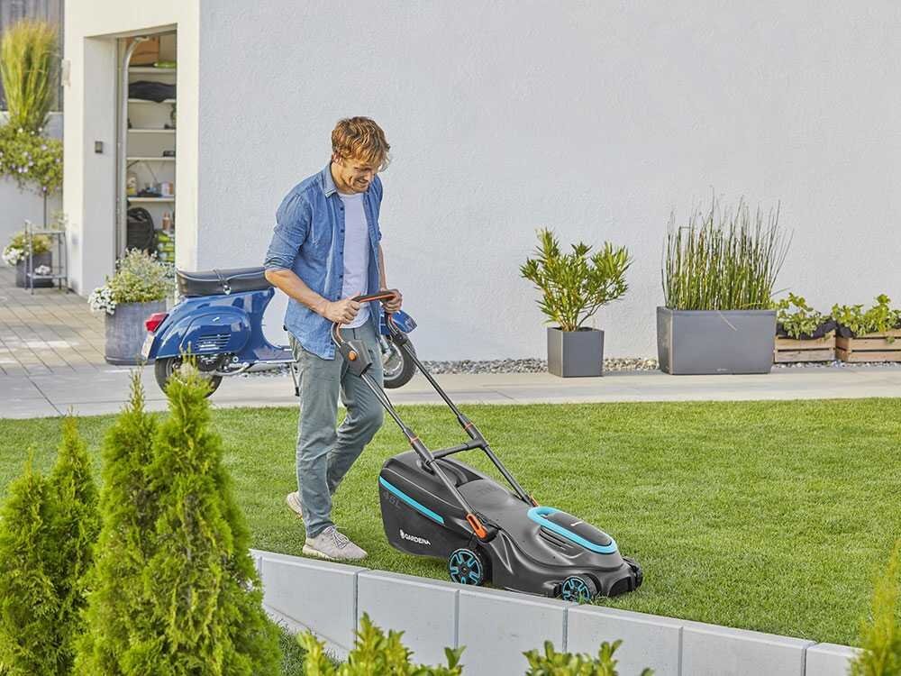 Gardena PowerMax 37/36V P4A - Cortacésped de batería - 36V/4 Ah - Corte 37 cm - Imagen 5