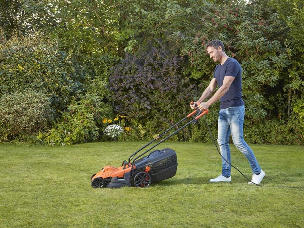 Black & Decker BEMW461BH-QS - Cortacésped eléctrico - 1400 W - Corte de 34 cm - Imagen 3