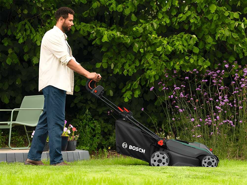Bosch Rotak18V2-43 - Cortacésped de batería - 2X18V/4Ah - Corte de 43 cm - Imagen 5