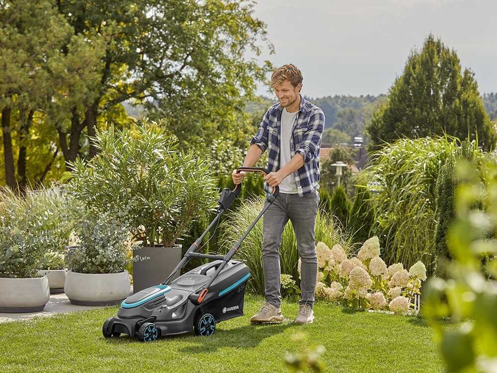 Gardena PowerMax 37/1800 Cortacésped eléctrico 1800 W Corte 37 cm - Imagen 4